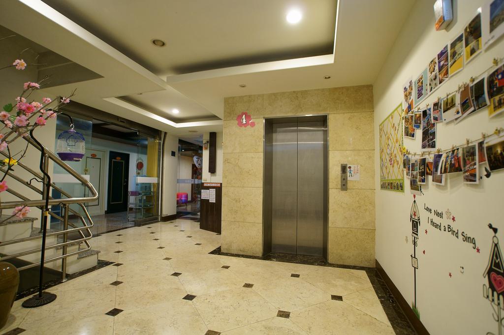 台東市安慶67套房館歡迎短租長租 T'ai-tung Exteriör bild
